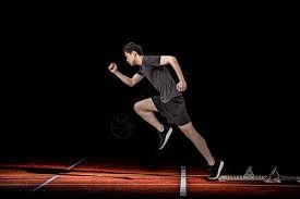 里弗斯：字母哥正在接受核磁共振检查，不认为他是跟腱受伤